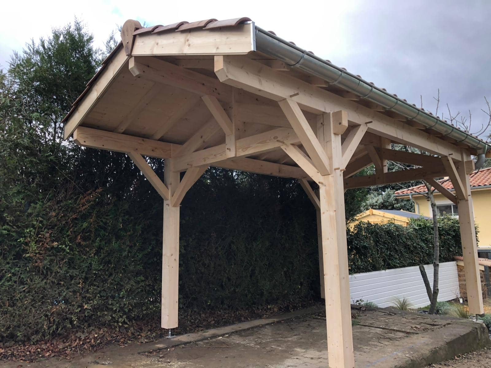 carport intallé à Francheville