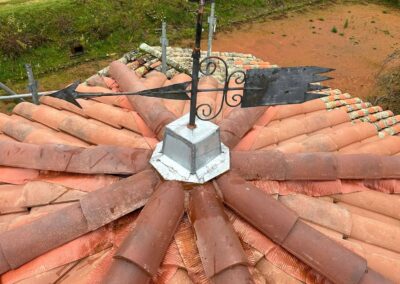 Toiture terminée avec ses nouvelles tuiles