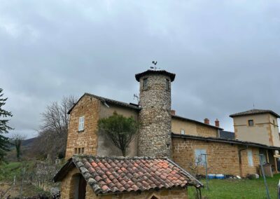 Vue de a tour ronde de loin