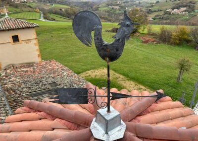 détail du coq girouette